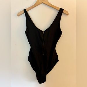 Vince Camuto bodysuit with zipper -medium